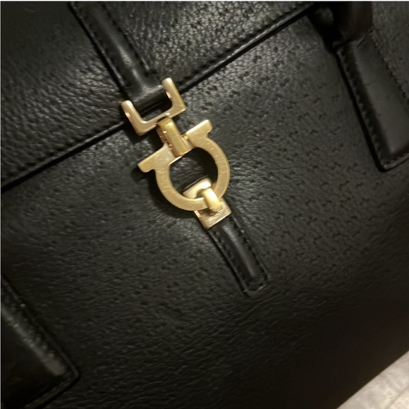 Salvatore Ferragamo handbag - Picture 5 of 11
